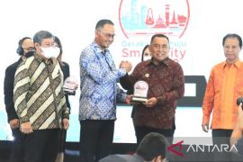 Pemkab Jembrana raih penghargaan Kemenkominfo