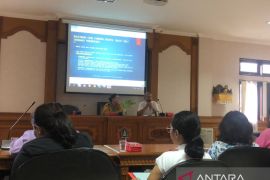 LBH Bali WCC latih para perempuan soal konsep paralegal