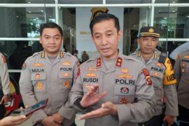 Polda Jambi mengajak lansia vaksin booster kedua