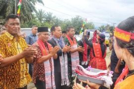 Plt Bupati dan Kakan Kemenag hadiri perayaan Natal Oikumene di Palas