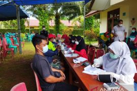 53.920 warga Belitung terima vaksin dosis penguat