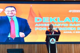Anies Baswedan ajak relawan di Sumatera Barat bawa pesan positif