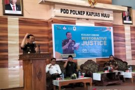 Kajati: Tidak semua perkara diselesaikan di meja persidangan