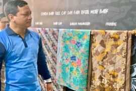 Museum Batik pamerkan sembilan koleksi batik langka