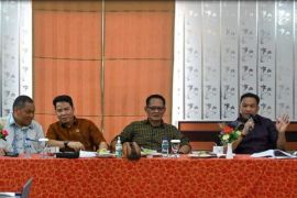 Pansus IV kembali rapat sempurnakan draf Rapenda Pendidikan