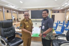 Pemerintah Teluk Wondama-BPJS Kesehatan tandatangani rencana kerja UHC
