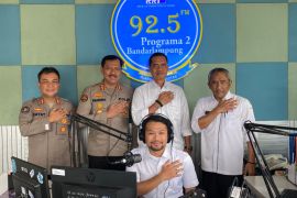 Gencar, Kabid Humas sosialisasikan aplikasi Polri Super App lewat Radio