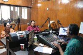 PKK Tabanan sosialisasikan program pengelolaan sampah melalui Radio