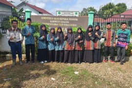 PT SIS alokasikan dana beasiswa Rp255,5 juta