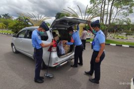 Bandara Jambi perketat pengamanan di pintu masuk
