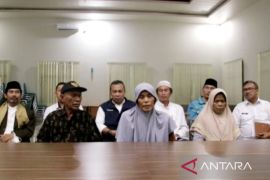 Warga Kabupaten Bogor  yang mengaku Ratu Adil dan Imam Mahdi meminta maaf