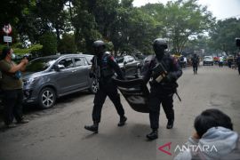 Pengamanan lokasi ledakan di Astana Anyar