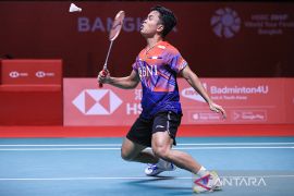 Anthony Ginting belum sanggup patahkan dominasi Axelsen di babak final World Tour Finals 2022