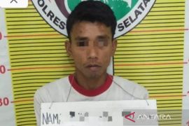 Polres Tapsel tangkap pria pengedar sabu dan ganja