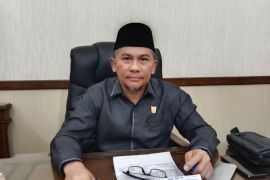 Legislator ingatkan Pemkab Agam percepat perencanaan tender pekerjaan 2023