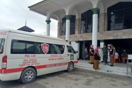 Plt Bupati Langkat instruksikan Dinkes pantau terus kesehatan jamaah Haul