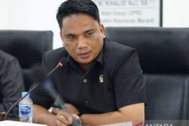 Minta porsi DBH ditinjau kembali, Sopandi minta kepala daerah hingga DPR asal Riau bersatu