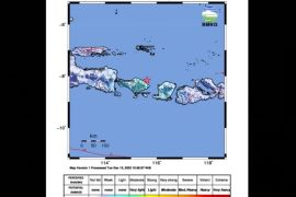 BPBD Karangasem bangun tenda pengungsian di RSUD pasca-gempa