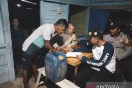 Polres Inhu dalam waktu empat hari sita ratusan botol miras