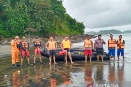 Petugas gabungan gelar pelatihan penyelamatan korban kecelaakaan laut