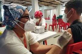 Bupati Mabar ajak warga jaga imunitas tubuh saat liburan