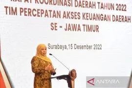 Gubernur Khofifah kukuhkan 7 TPAKD Jatim
