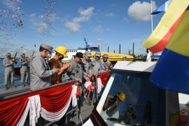 Bakamla meluncurkan kapal berkecepatan tinggi buatan dalam negeri