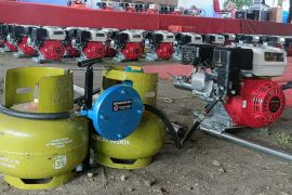 1.341 nelayan dan petani Kampar terima alat konverter LPG
