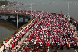 Ribuan pelajar menari Remo