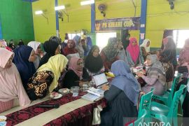 Pembuatan NIB untuk meningkatkan aspek legalitas produk UMKM masyarakat di Nagari Kinari, Kabupaten Solok