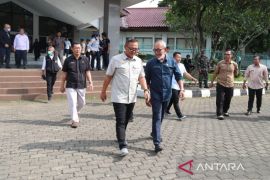 Pemkab Bogor komitmen hadapi ancaman resesi global pada upacara peringatan HKSN
