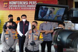 Dua pemuda pengangguran di Karawang terlibat kasus narkoba ditangkap polisi