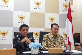 BPKN minta pelaku transportasi menaikkan harga tiket sesuai regulasi