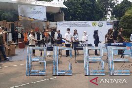 Bea Cukai Bekasi musnahkan produk ilegal berstatus barang senilai Rp4,6 miliar