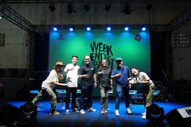 EIGER dan Plasticpay berkolaborasi hadirkan mesin pengumpul plastik