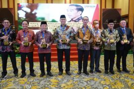 Gubernur Jambi terima penghargaan Anugerah Revolusi Mental 2022