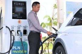 PLN UID Lampung tambah dua SPKLU di JTTS