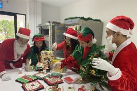 "Ubaya Baking Center" buat kue rendah gluten bertema Natal