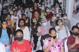 Kemenkes targetkan 2024 angka bumil meninggal dunia turun