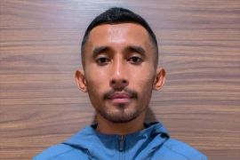 Petenis Babel mengikuti training Kejuaraan Tenis International Davis Cup