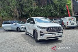 Jajal performa Innova Zenix di jalan Tol