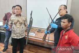 Tim gabungan tembak kaki pelaku pembunuh seorang warga Kapuas