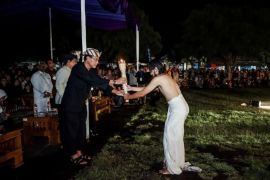 Ciamis lestarikan tradisi Nyiar Lumar