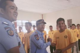 35 napi Rutan Kelas II Rengat dapat remisi Natal