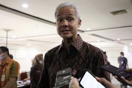 Ganjar Pranowo sarankan keluarga Keraton Surakarta berembuk untuk akhiri konflik