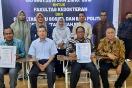 FISIP dan FK USK Raih ISO