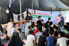 Finalis Abnon 2022 beri bantuan korban gempa Cianjur