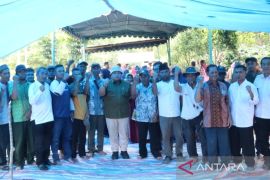 Dapat bantuan, kelompok tani apresiasi Bupati Tapsel