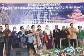 Bupati Inhu minta ASN Kristiani di Inhu tetap semangat berkarir