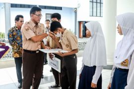 Pemkab Ciamis gulirkan beasiswa untuk 1.500 siswa agar semangat belajar